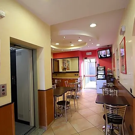 黛拉沃尔塔酒店 酒店