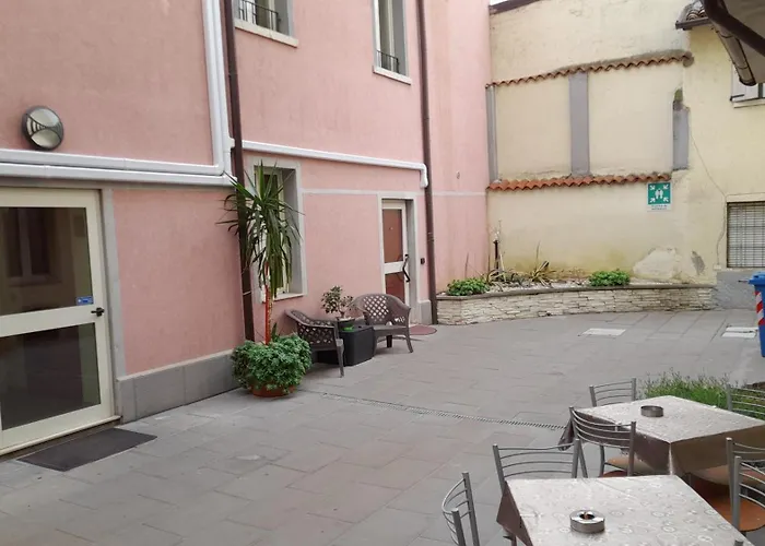 Della Volta Otel 3*
